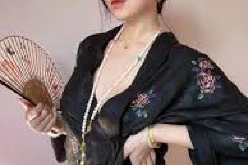 婚前出轨被4亿富豪男友抓包没想到无数少男的梦中女神塌房了